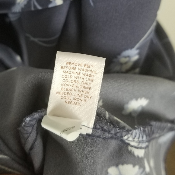 🎀LC Lauren Conrad Floral Blue Dress - Picture 9 of 9